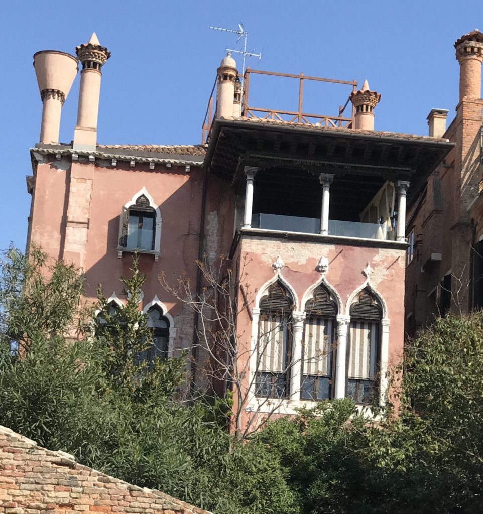 Palazzo Dario's chimneys are designed to prevent fires so prevalent in those days.