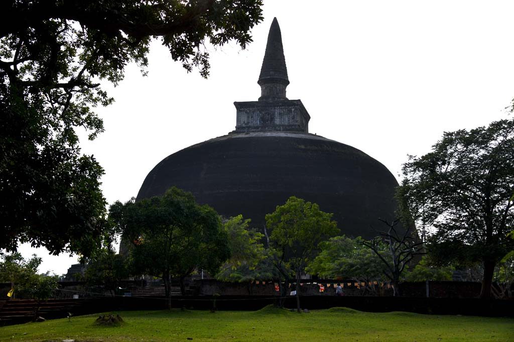 Polonnaruwa Rankot vihara, Sri Lanka