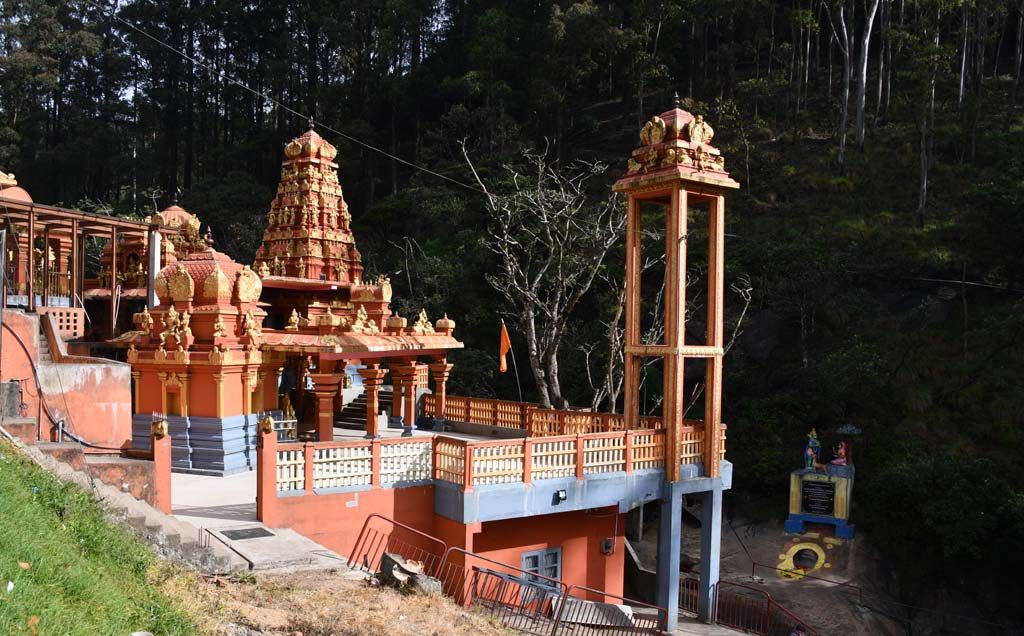 This is the site in Nuwara Eliya we Sita was kept. Now its a Hanuman temple