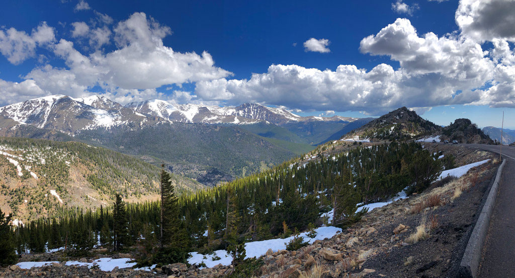 A roadside stop on Trail Ridge Road in Rocky Mountain National Park