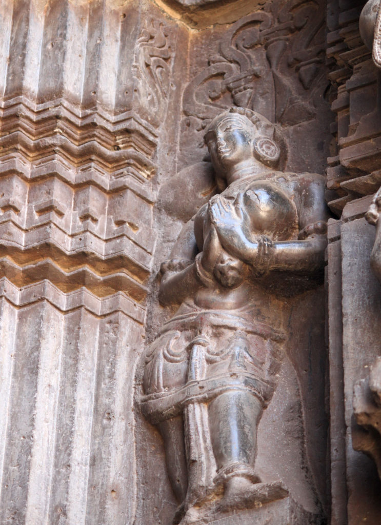 A beautiful damsel welcoming the visitors in Khidrapur's Kopeshwar temple near Kohlapur, one of historic places to visit near Kohlapur.