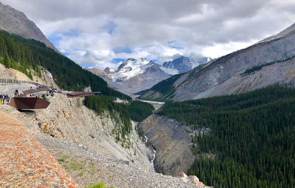 Columbia Icefields Skywalk, a must visit between Jasper and Banff.