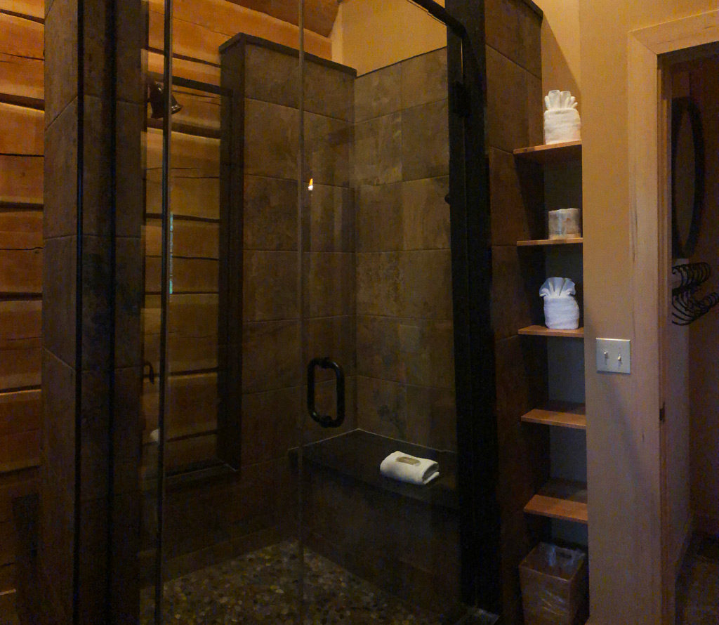 Shower stall of our cabin in Alpine Village, our accommodation in Jasper