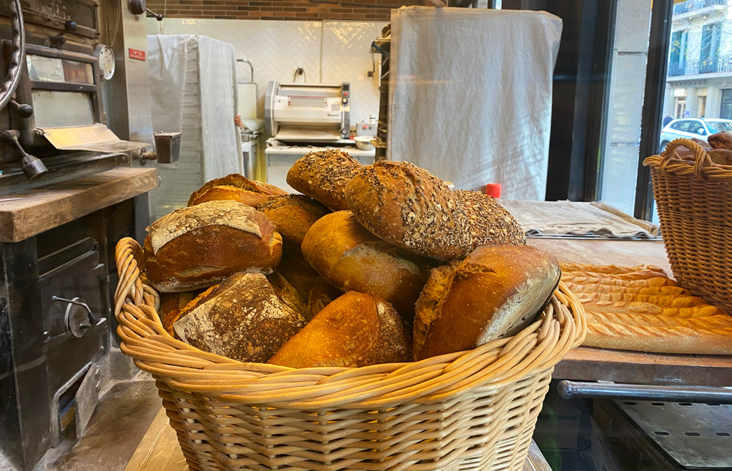 Praktik Bakery Kitchen in Barcelona has the best bread and baked goods