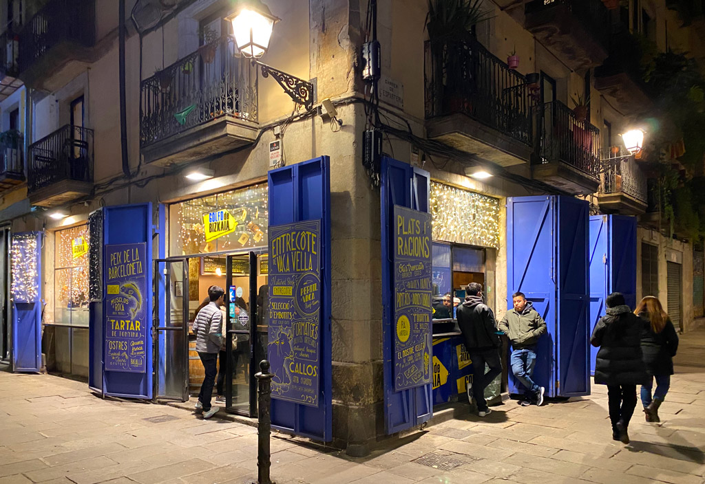 Golfo de Bizkaia, a happening pintxos bar in El Born neighborhood of Barcelona.