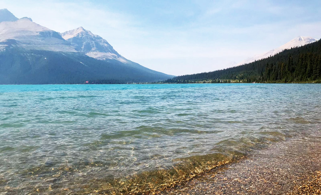 Bow Lake on Ice Fields Parkway in Banff National Park, Canada