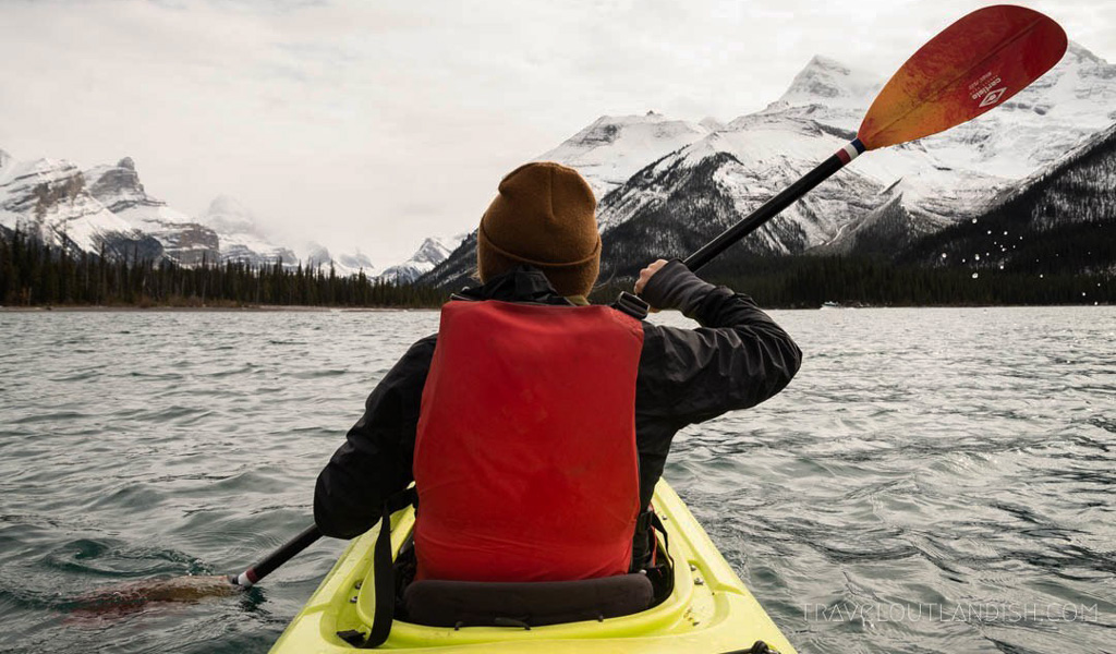 Rafting on Maligne Lake in Jasper National Park (Picture by Taylor)