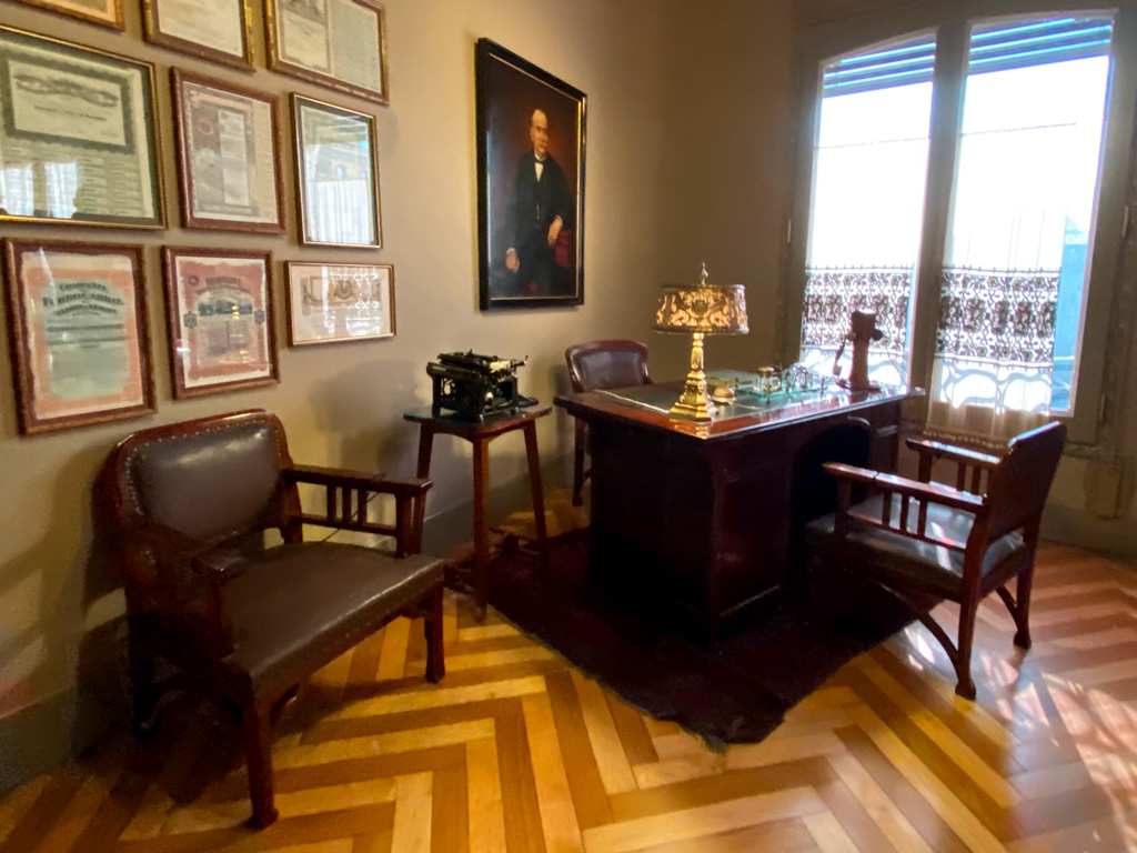 Home office of a tenant at La Pedrera (Casa Míla) in Barcelona.