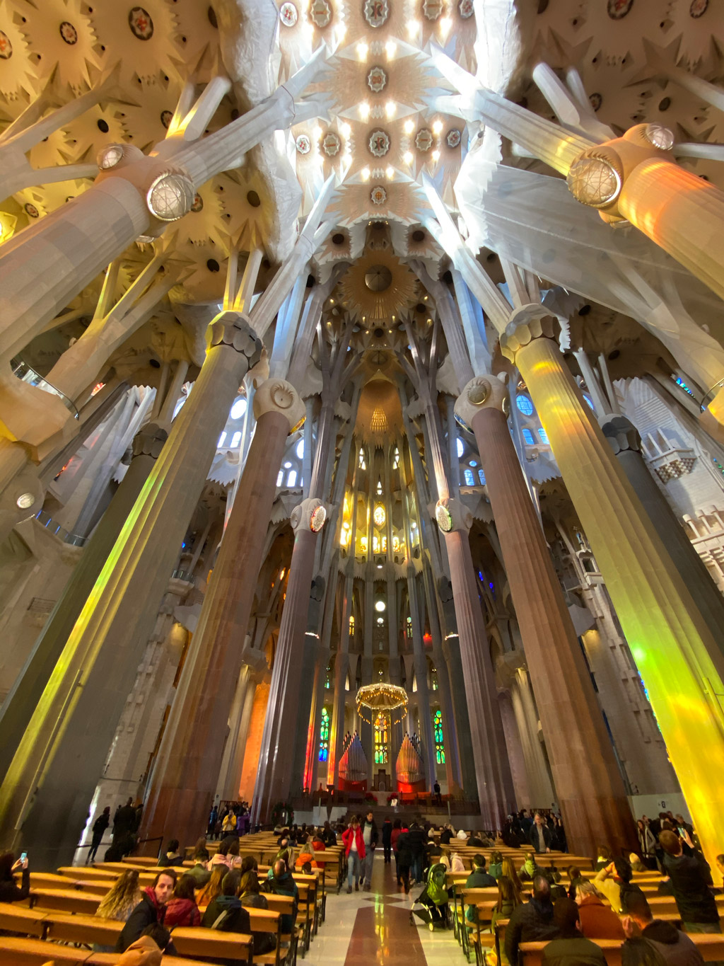 La Sagrada Familia a Barcelona Landmark, in Pictures - Story at Every ...