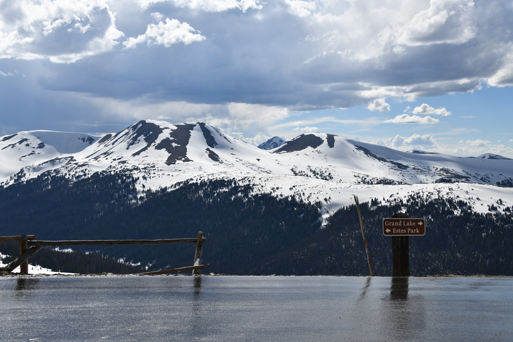 signs outside Alpine visitor center,