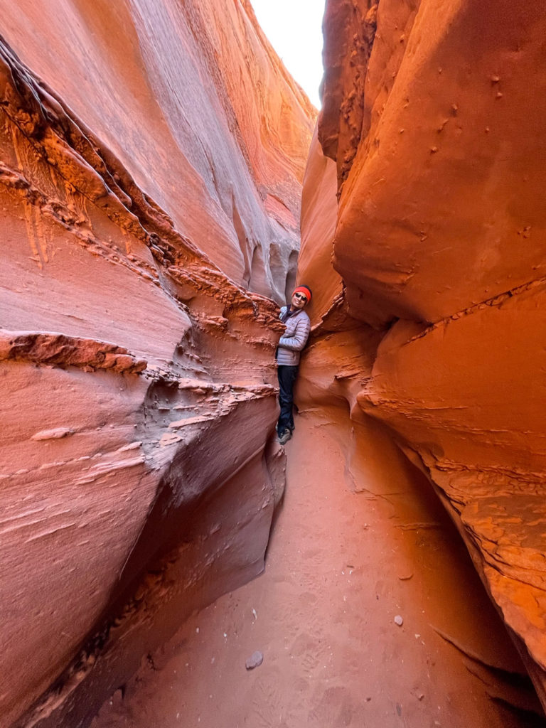 Spooky-and-peeaboo-canyon-Escalante-Utah