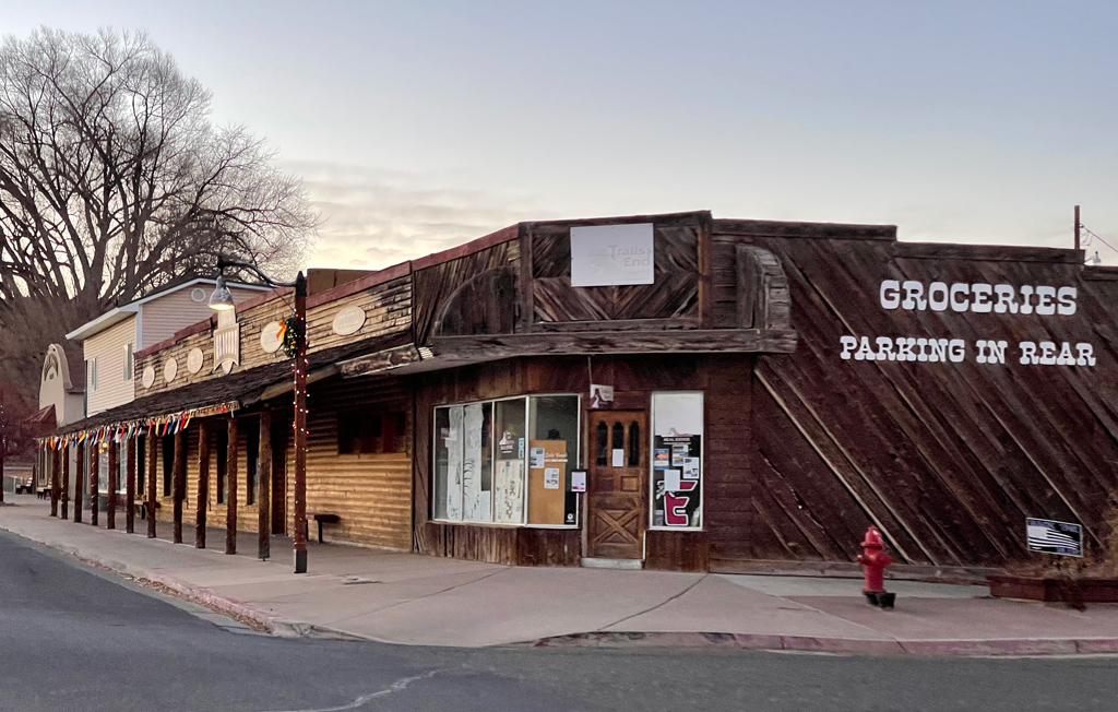 Escalante grocery store 