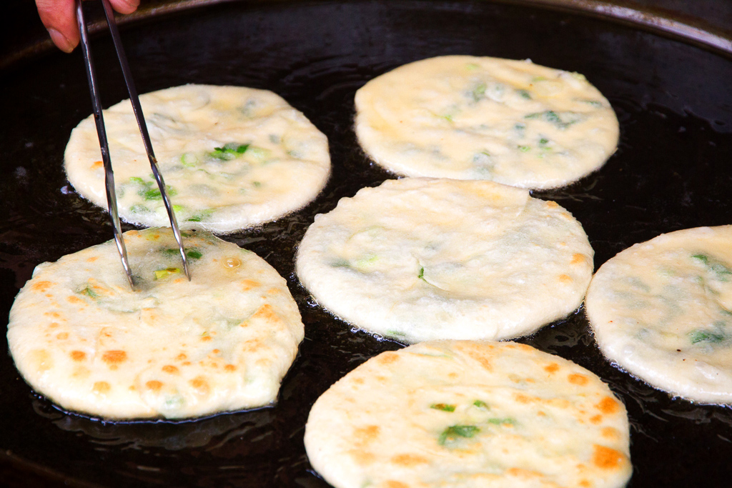 Green onion cakes, Taiwanese vegan food