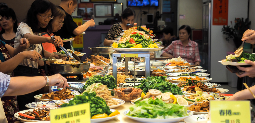 Vegetarian Taiwanese buffet restaurant in Taipei