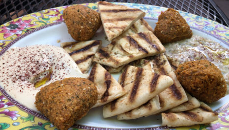 Falafel-vegan-food-1165x665