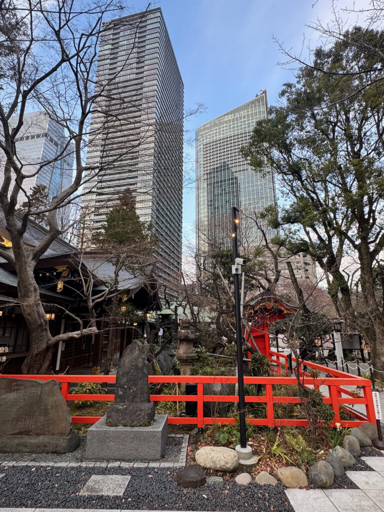 Toranomon Hills in the backdrop of Atago Jinja in Tokyo