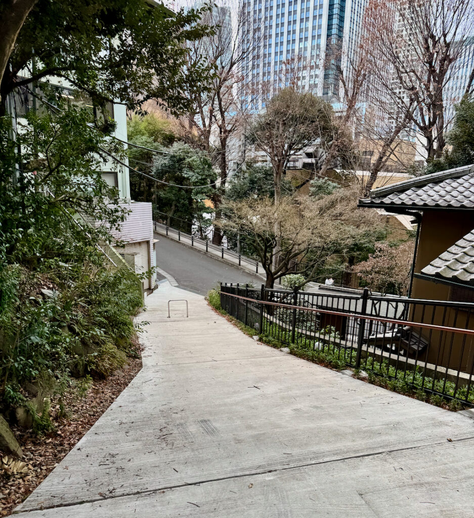 Pedestrian access and easier climb up to Atago Jinja in Tokyo