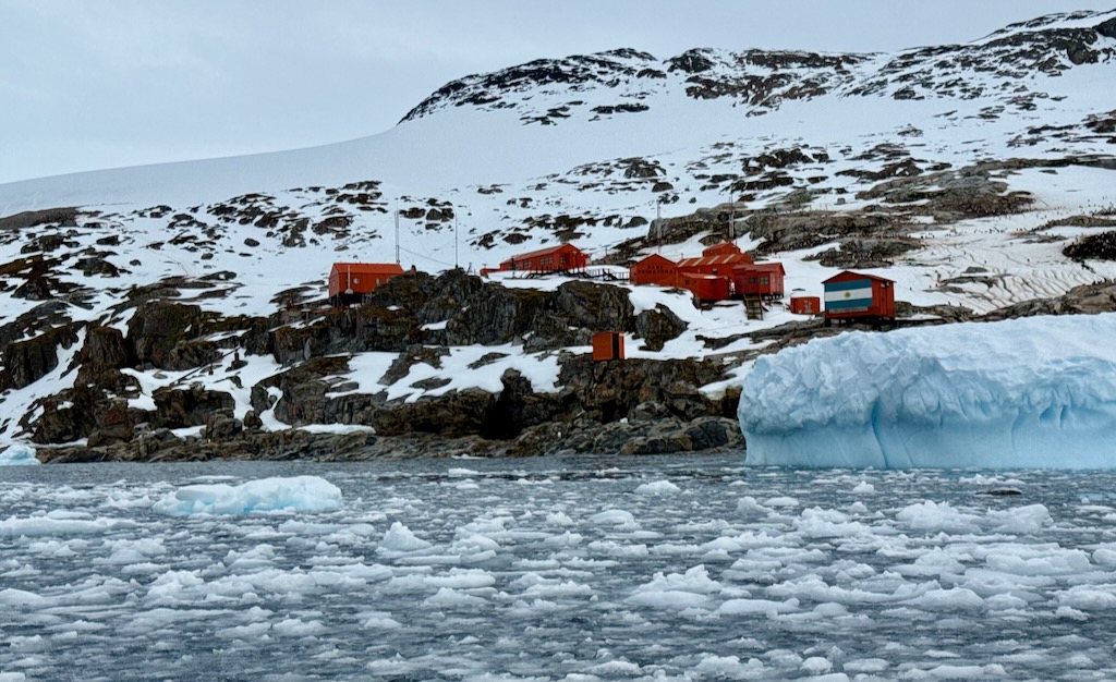 Primavera Argentinian Summer Research station at Cierva Cove 