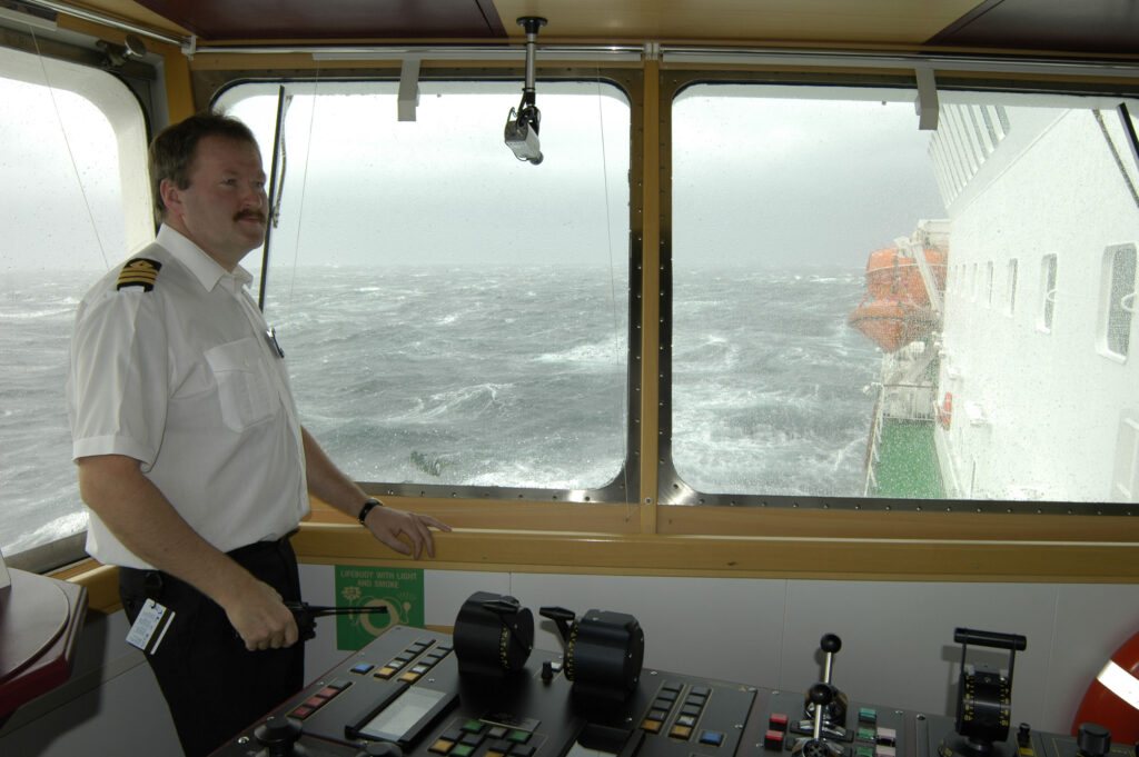 Skillfully navigating through a Drake shake 