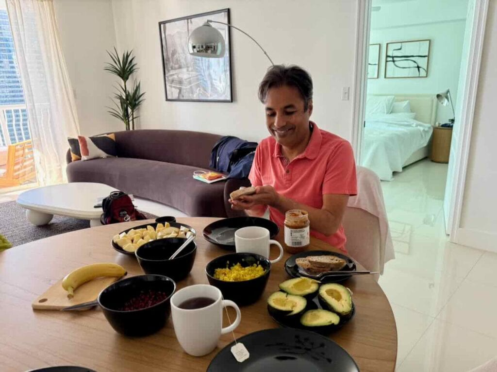 Wholesome breakfast in a rental apartment in Brickell Miami. The perfect fuel for a busy day in Everglades National Park.